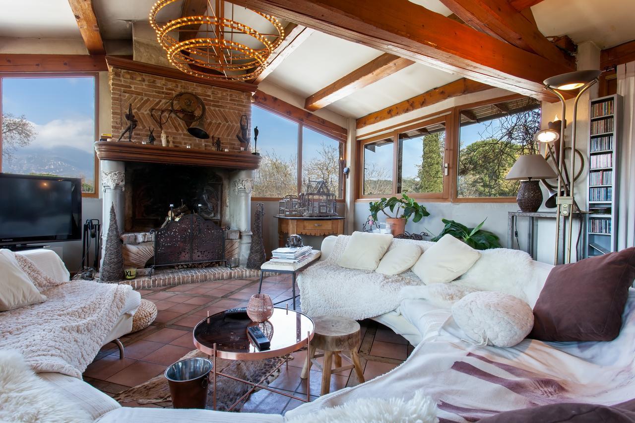 Le Mas Shabanou Bed & Breakfast Roquefort-les-Pins Exterior photo
